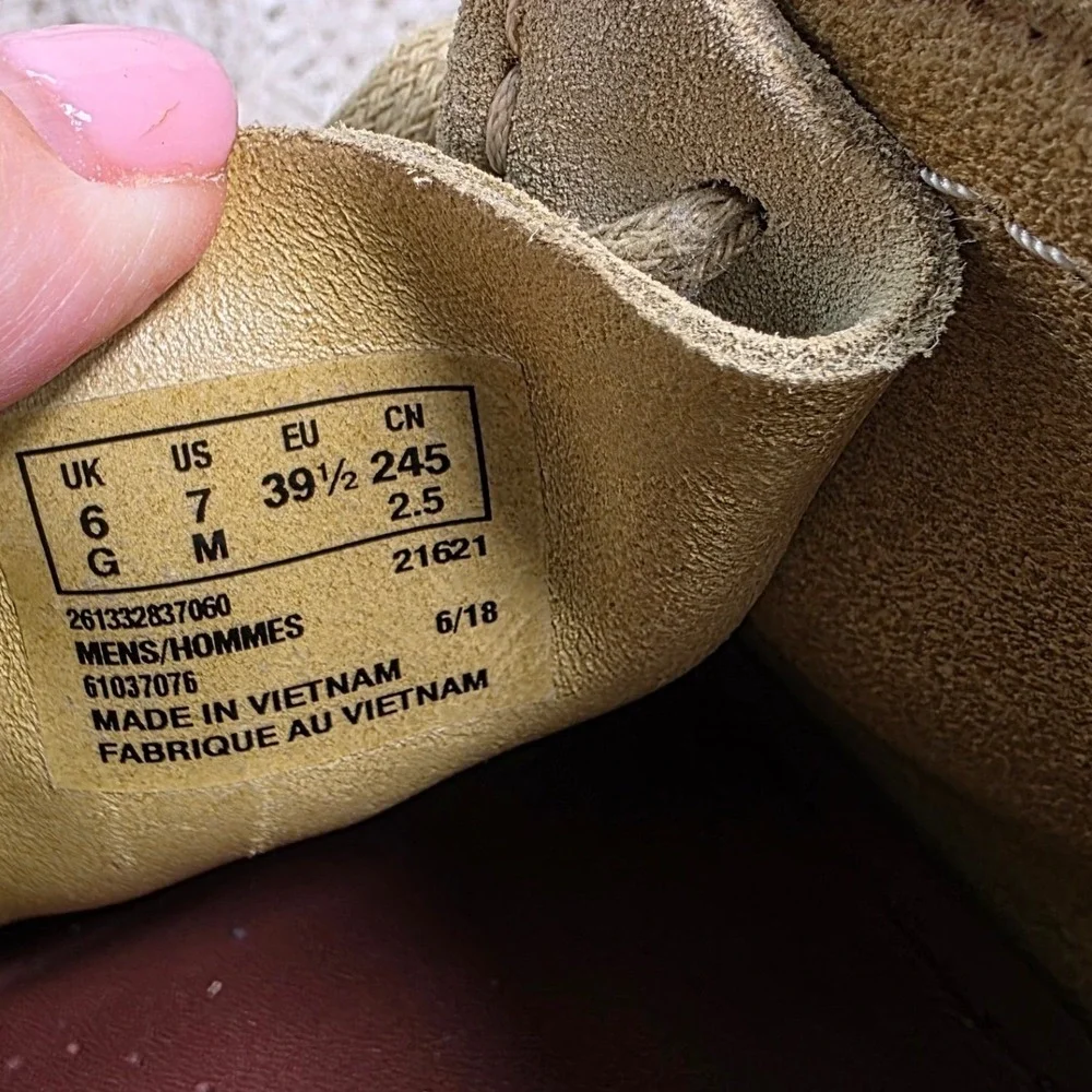 Clarks Originals Wallabee Boots Maple Suede Leather Pristine Men 7 Eu 39.5 W 8.5